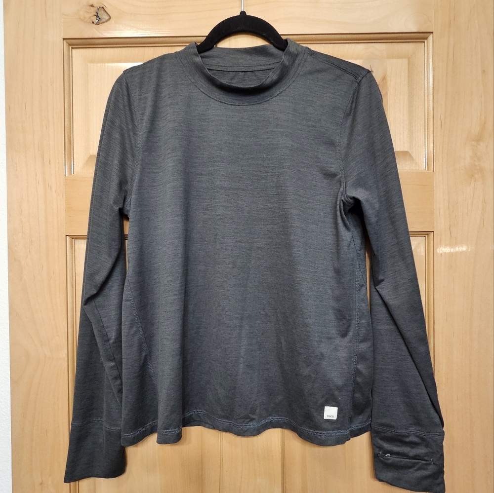 Vuori, Womens Size M, Darl Gray, 1/2 Mock Collar, Long Sleeve LUX